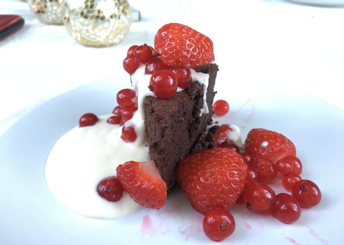MOUSSE-AU-CHOCOLAT-KUCHEN