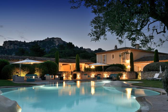 Hotel mit Pool bei Arles Urlaub Provence - Arles