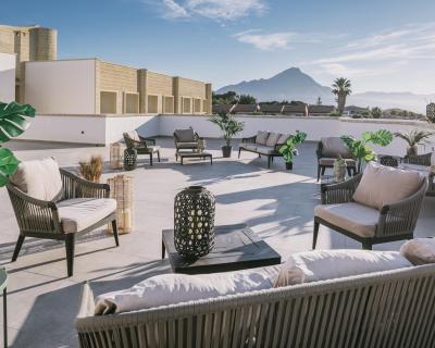 Hoteltipp Palermo: Das Himera Resort bietet die perfekte Lage zwischen Palermo und Cefalù und ist eine Ruheoase mit Pool und Privatstrand.
