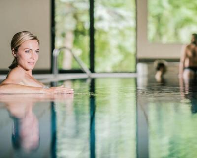 Schlemmerurlaub in Südtirol: Genießerpauschale im malerischen Ganischgerhof Mountain Resort & SPA
